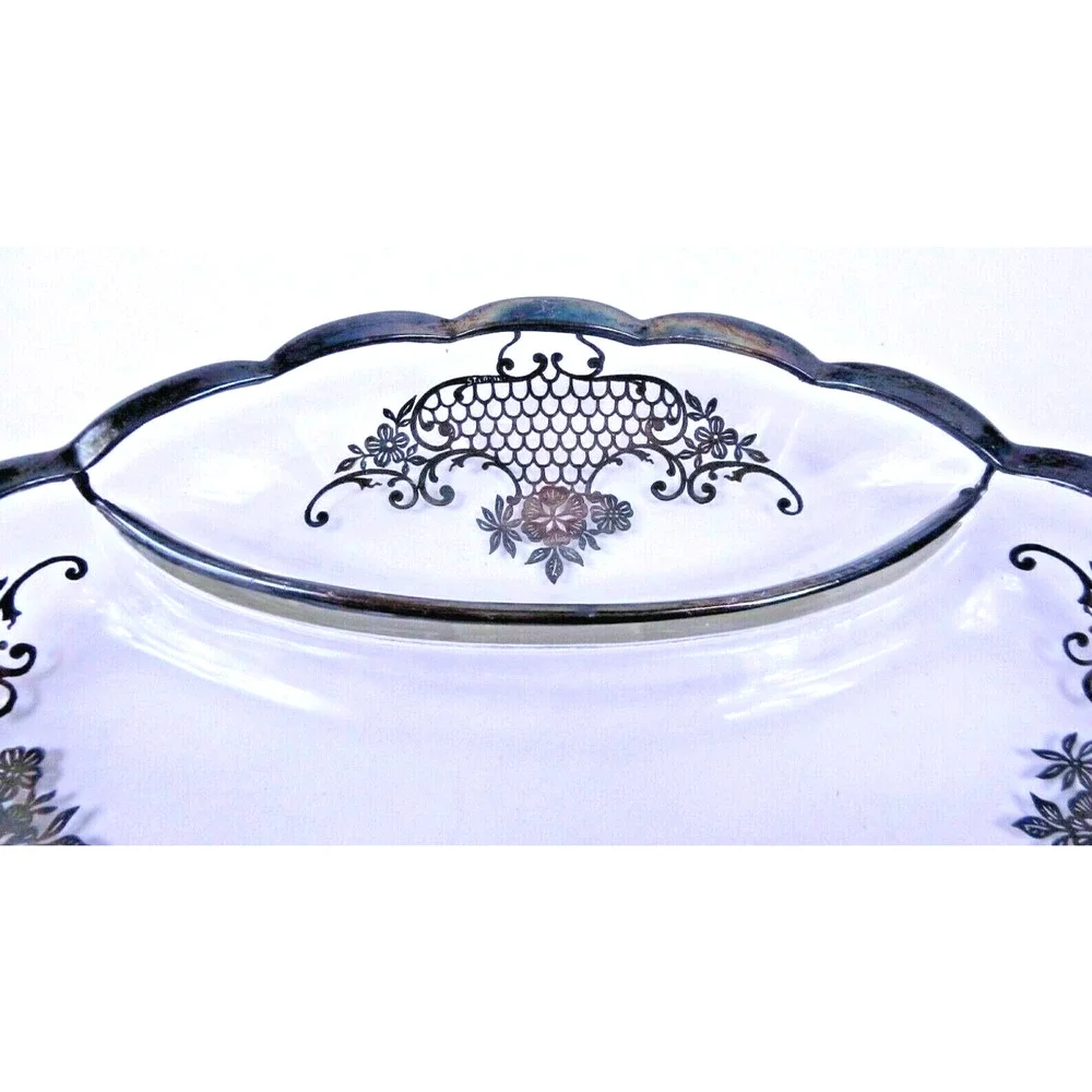 Vintage Silver City Oval 3 Section Divided Scalloped Edge Relish Candy Nut Dish